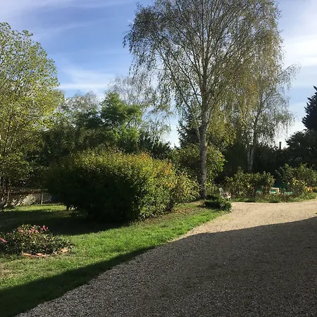 לינה וארוחת בוקר La Chabanaise - Marais Poitevin 3*